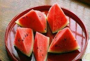 吃瓜吐西瓜籽,揭秘吃瓜吐西瓜籽的奇妙体验