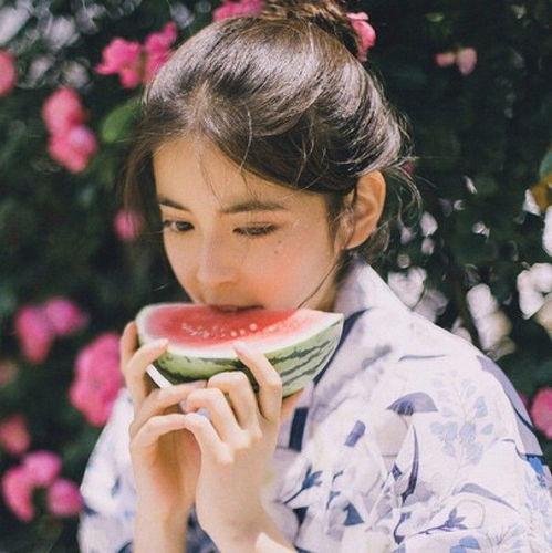 吃瓜少女小周,揭秘娱乐圈幕后故事